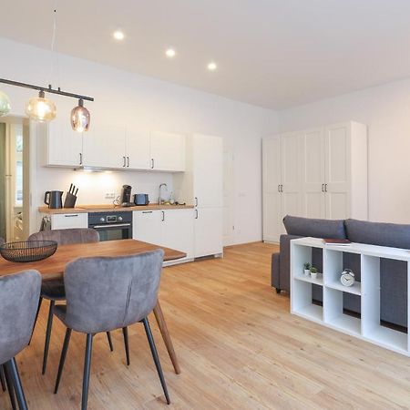 Neue 2-Zi-Apartment 15 Min Entfernung Zum Hbf Und Brandenburger Tor Berlin Ngoại thất bức ảnh